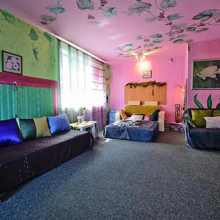 Dom Tu I Teraz Хостел Люблін