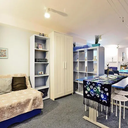 Dom Tu I Teraz Hostel *