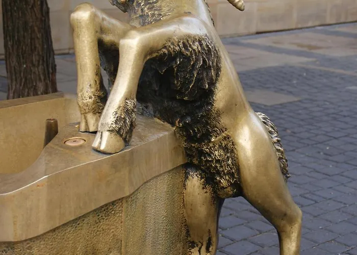 Hostel Dom Tu I Teraz