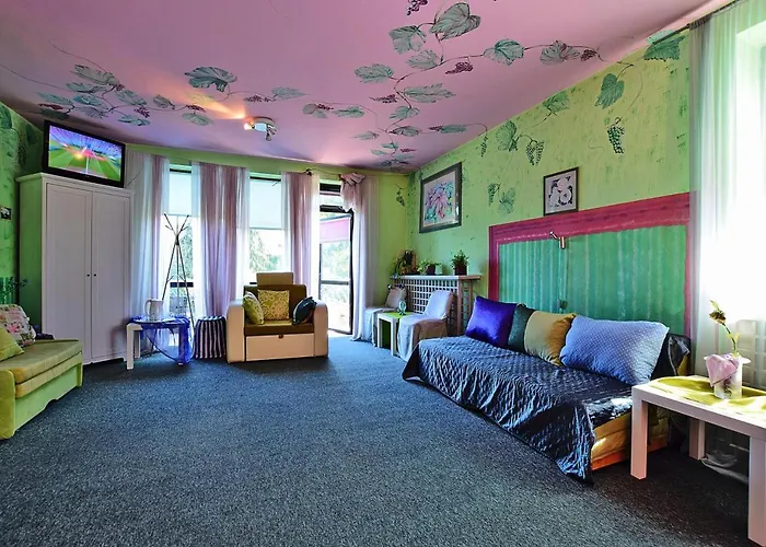 Hostel Dom Tu I Teraz *