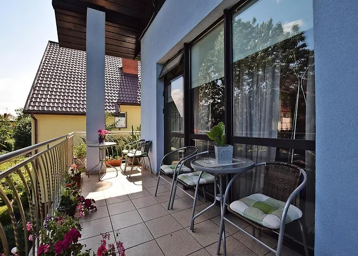 Dom Tu I Teraz Hostel *